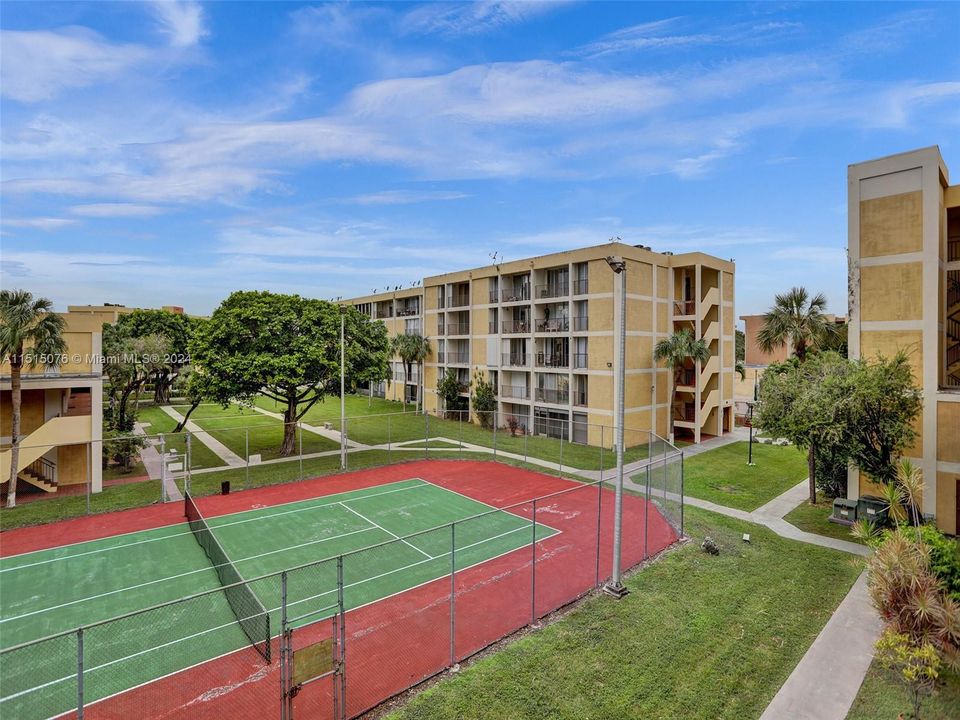 Recently Rented: $2,500 (2 beds, 2 baths, 1113 Square Feet)