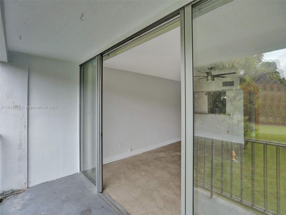 Recently Rented: $2,500 (2 beds, 2 baths, 1113 Square Feet)