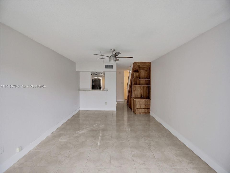 Recently Rented: $2,500 (2 beds, 2 baths, 1113 Square Feet)