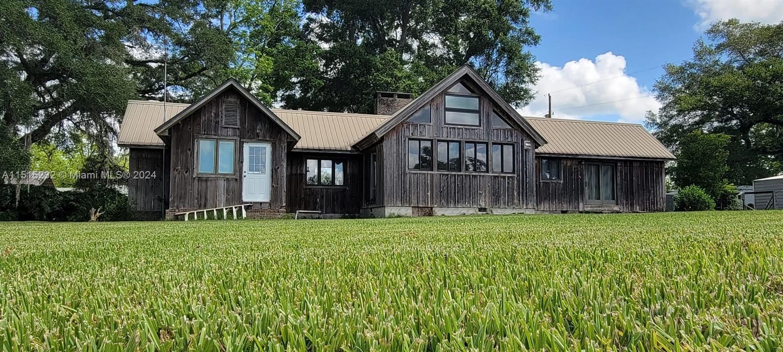 Vendido Recientemente: $2,300,000 (0 camas, 0 baños, 0 Pies cuadrados)