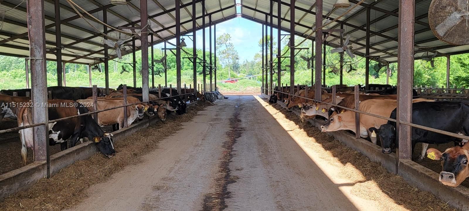 Vendido Recientemente: $2,300,000 (0 camas, 0 baños, 0 Pies cuadrados)