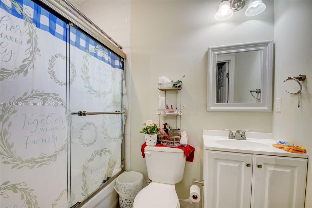 Recently Sold: $1,399,900 (0 beds, 0 baths, 3500 Square Feet)