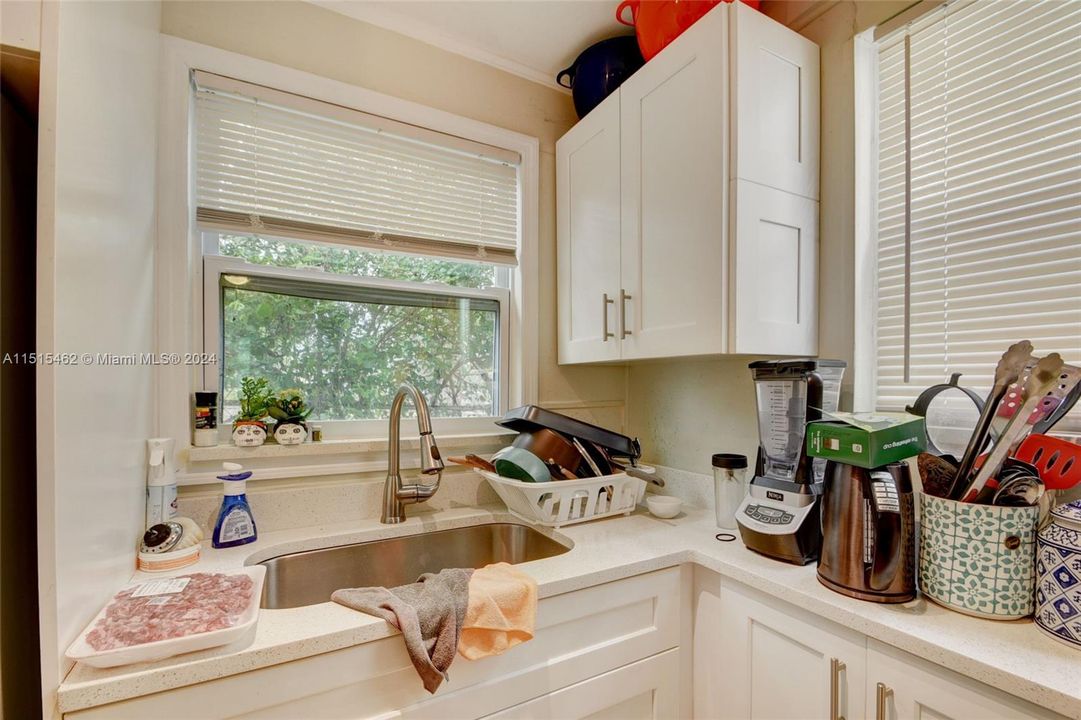 Recently Sold: $1,399,900 (0 beds, 0 baths, 3500 Square Feet)