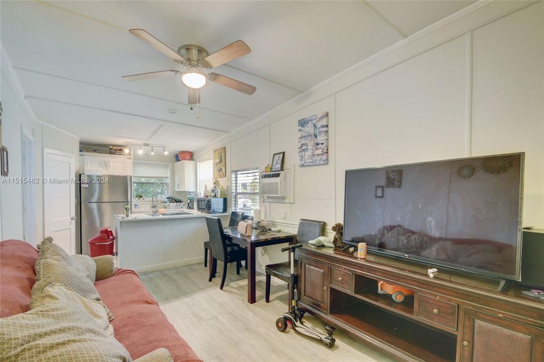 Recently Sold: $1,399,900 (0 beds, 0 baths, 3500 Square Feet)