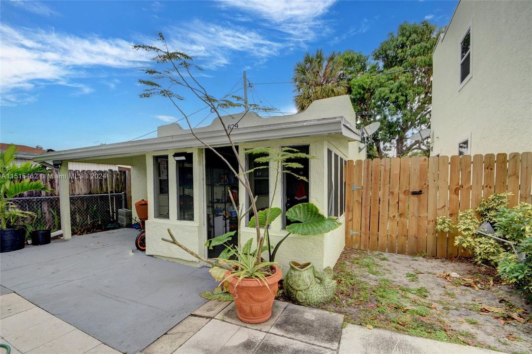 Recently Sold: $1,399,900 (0 beds, 0 baths, 3500 Square Feet)