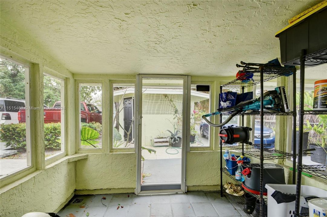 Recently Sold: $1,399,900 (0 beds, 0 baths, 3500 Square Feet)