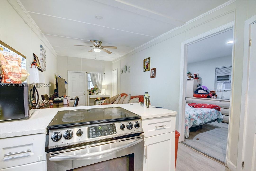 Recently Sold: $1,399,900 (0 beds, 0 baths, 3500 Square Feet)