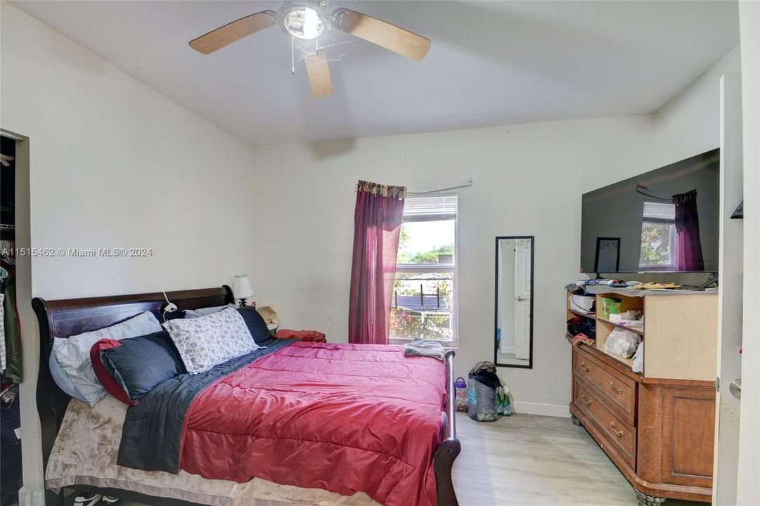 Recently Sold: $1,399,900 (0 beds, 0 baths, 3500 Square Feet)