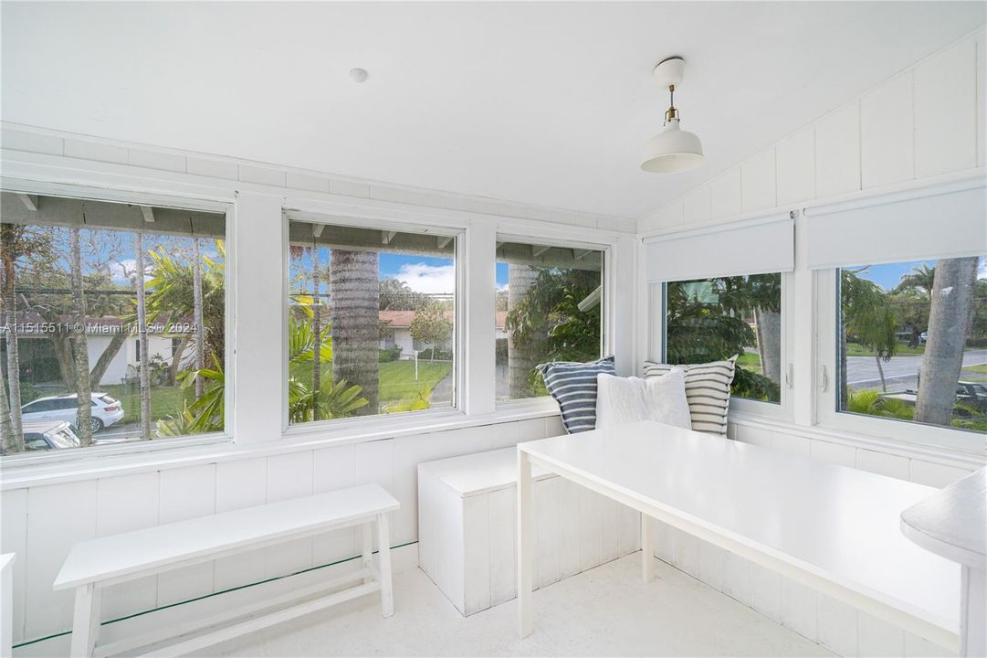 upstairs dining area