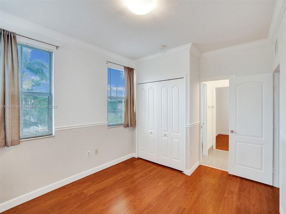 最近售出: $680,000 (4 贝兹, 3 浴室, 2306 平方英尺)