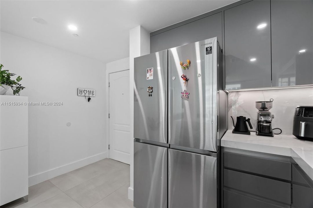 For Sale: $865,989 (2 beds, 2 baths, 1188 Square Feet)