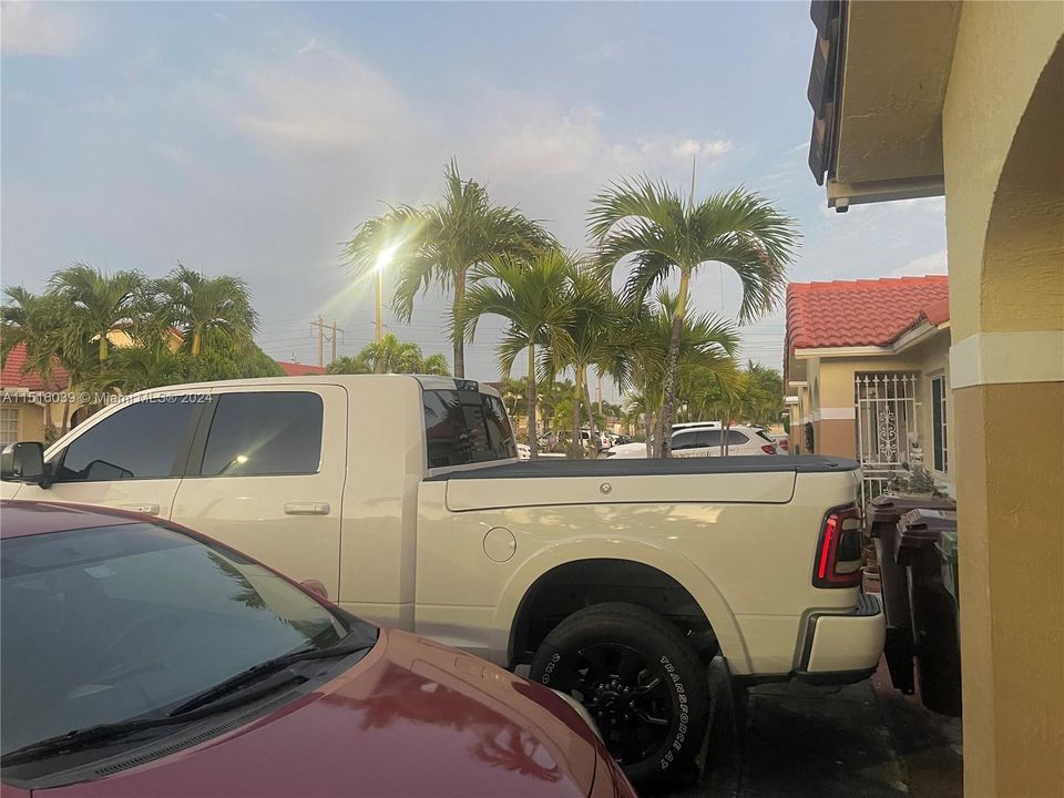 Vendido Recientemente: $330,000 (2 camas, 2 baños, 1020 Pies cuadrados)