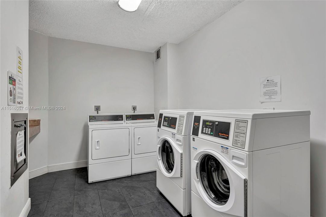 Recently Sold: $670,000 (2 beds, 2 baths, 1236 Square Feet)