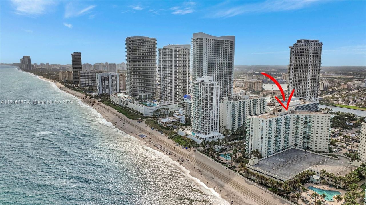 Recently Sold: $670,000 (2 beds, 2 baths, 1236 Square Feet)