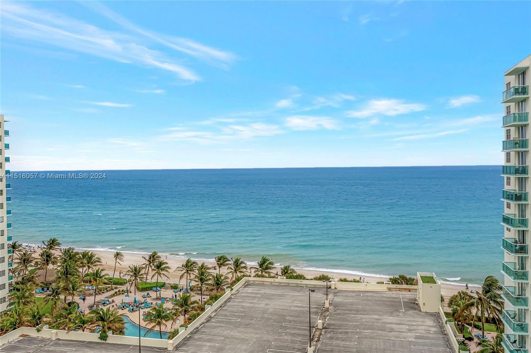 Recently Sold: $670,000 (2 beds, 2 baths, 1236 Square Feet)