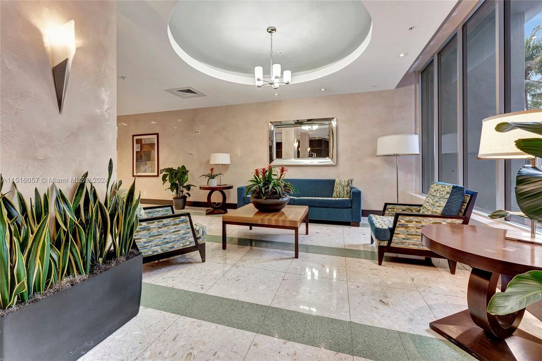 Recently Sold: $670,000 (2 beds, 2 baths, 1236 Square Feet)