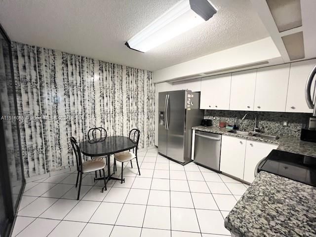 Recently Sold: $349,000 (2 beds, 2 baths, 1785 Square Feet)