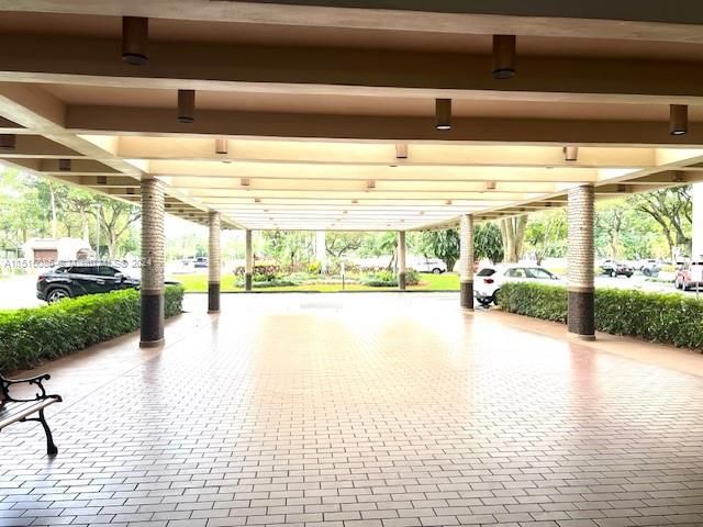 Recently Sold: $349,000 (2 beds, 2 baths, 1785 Square Feet)