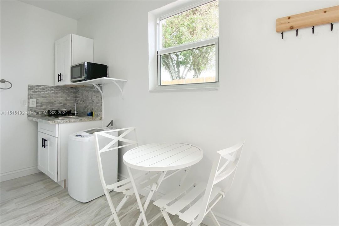 Недавно арендовано: $1,300 (0 спален, 1 ванн, 250 Квадратных фут)