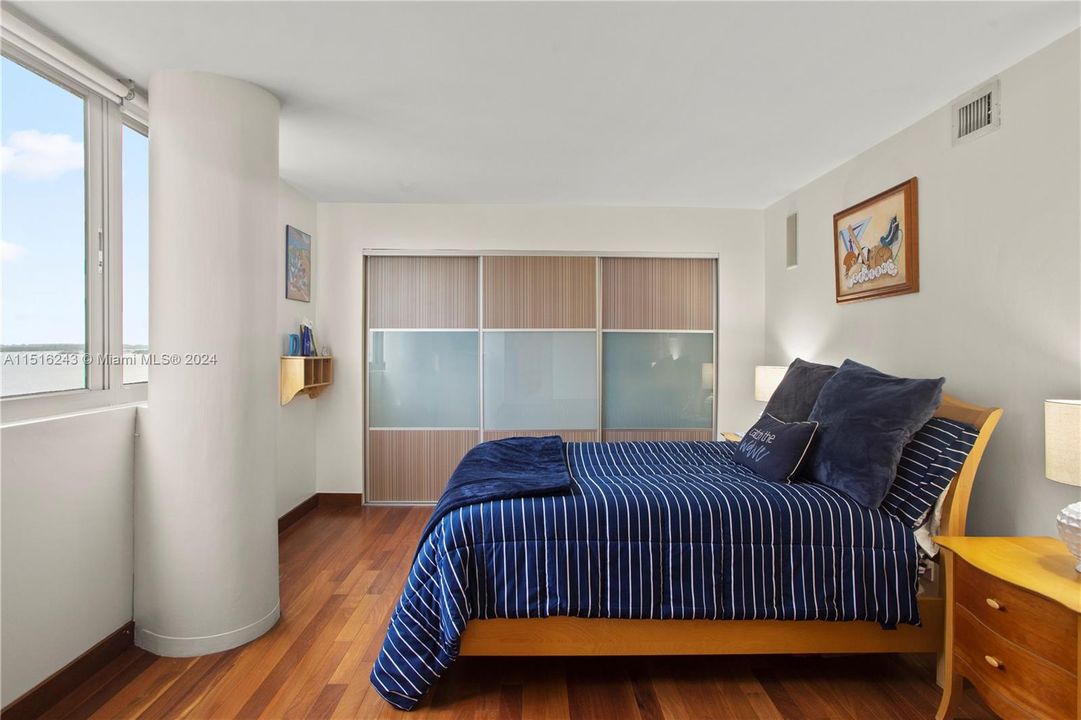 Недавно продано: $1,349,000 (3 спален, 3 ванн, 2149 Квадратных фут)