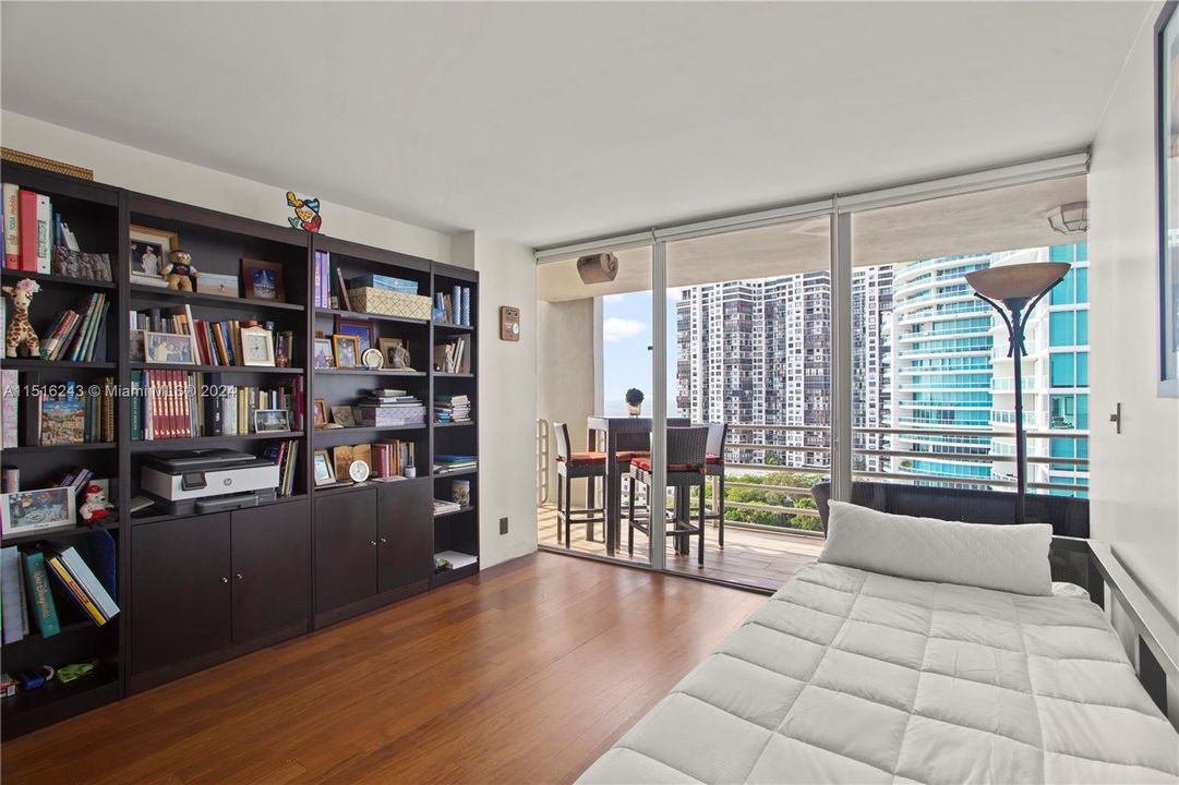 Недавно продано: $1,349,000 (3 спален, 3 ванн, 2149 Квадратных фут)