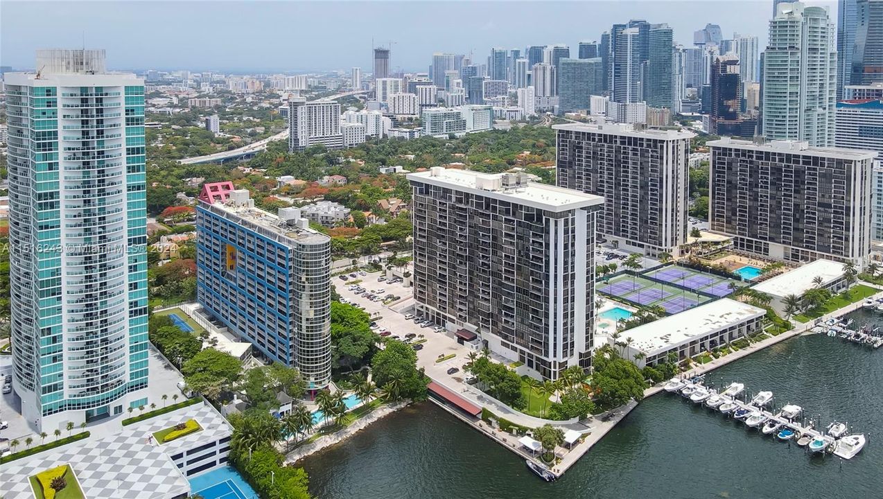 Недавно продано: $1,349,000 (3 спален, 3 ванн, 2149 Квадратных фут)