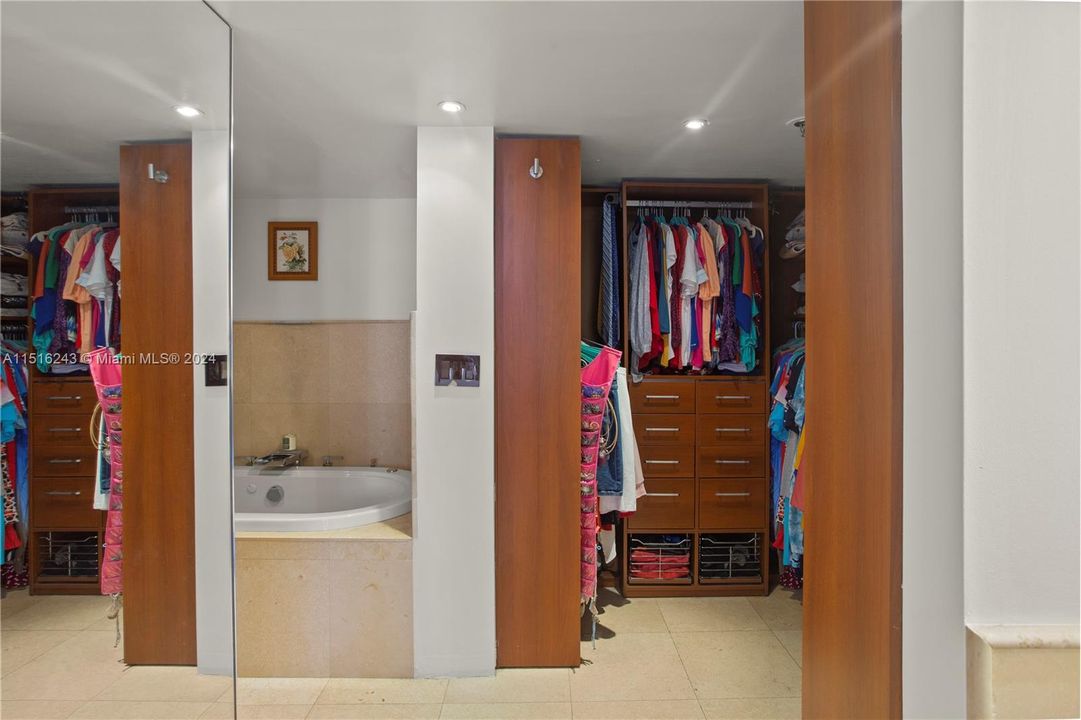 Недавно продано: $1,349,000 (3 спален, 3 ванн, 2149 Квадратных фут)