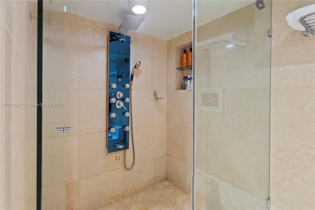 Недавно продано: $1,349,000 (3 спален, 3 ванн, 2149 Квадратных фут)