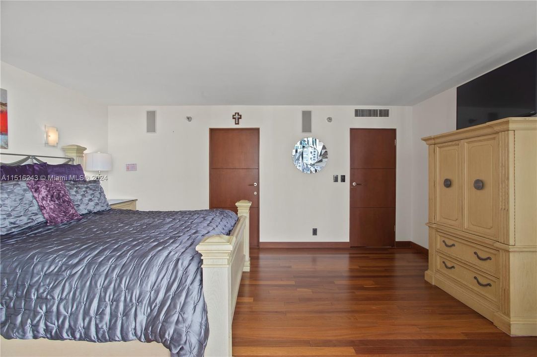 Недавно продано: $1,349,000 (3 спален, 3 ванн, 2149 Квадратных фут)