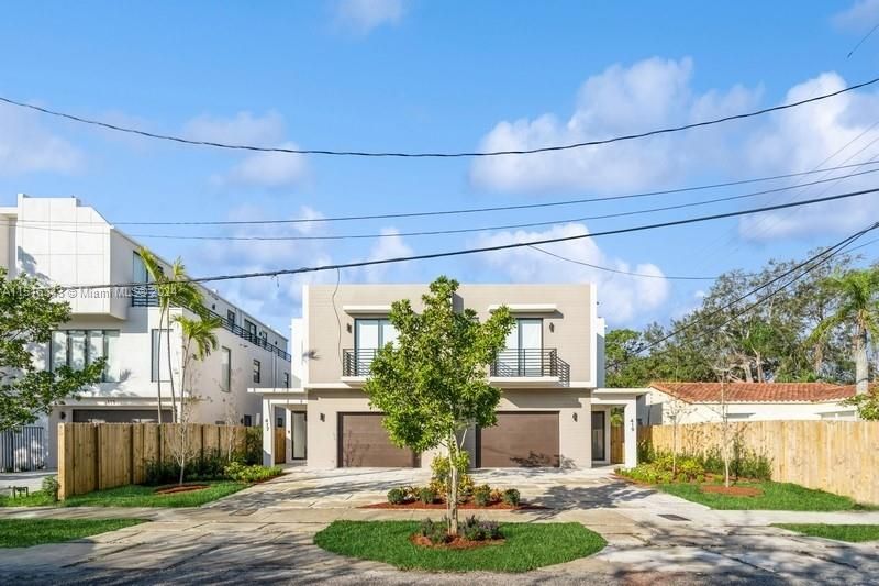 Recently Rented: $7,000 (4 beds, 3 baths, 2335 Square Feet)