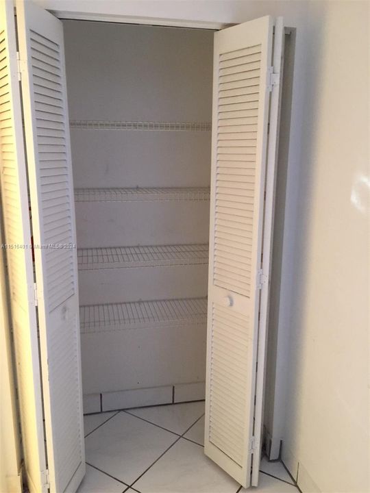 Recently Rented: $3,600 (4 beds, 2 baths, 1912 Square Feet)