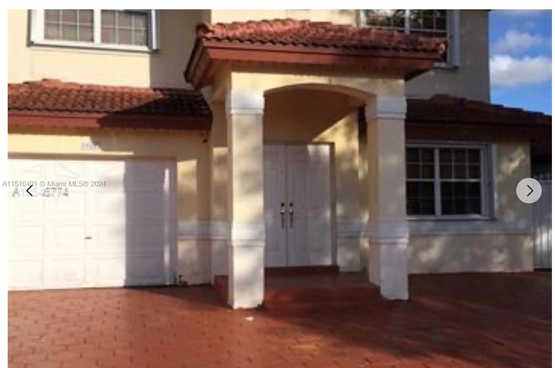 Recently Rented: $3,600 (4 beds, 2 baths, 1912 Square Feet)