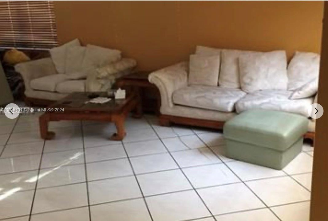 Recently Rented: $3,600 (4 beds, 2 baths, 1912 Square Feet)