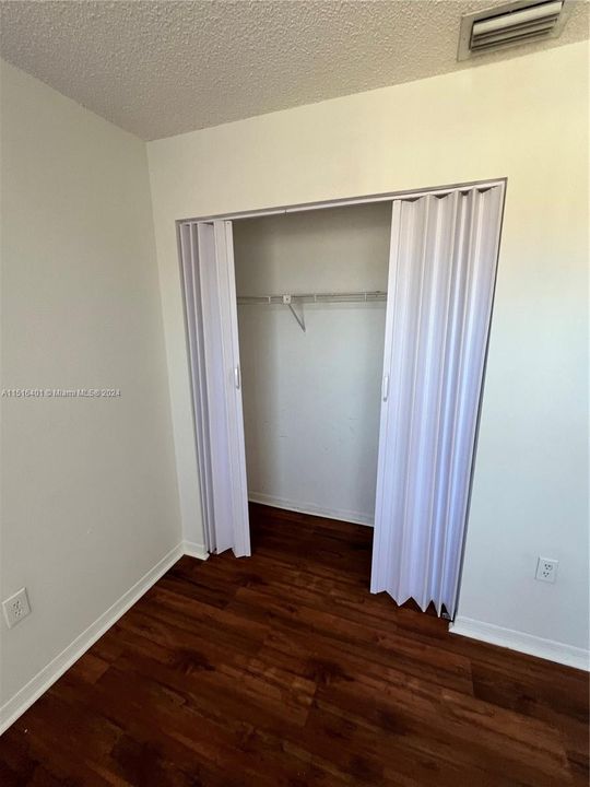 Recently Rented: $3,600 (4 beds, 2 baths, 1912 Square Feet)