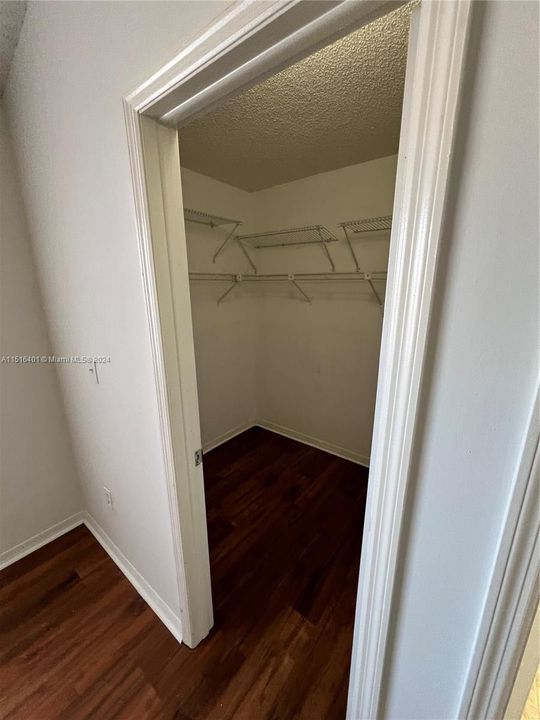 Recently Rented: $3,600 (4 beds, 2 baths, 1912 Square Feet)