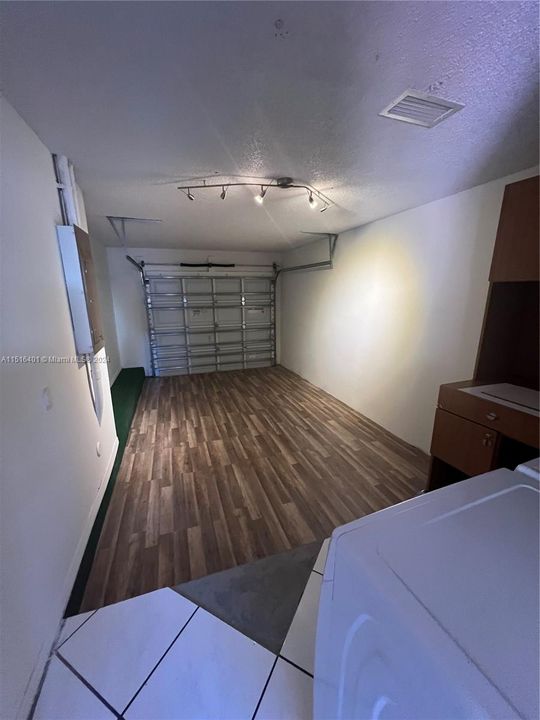 Recently Rented: $3,600 (4 beds, 2 baths, 1912 Square Feet)