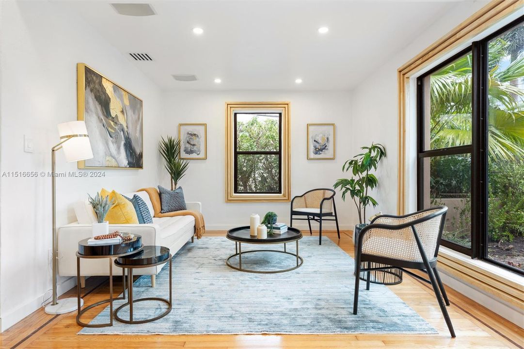 Active With Contract: $1,799,000 (3 beds, 2 baths, 1446 Square Feet)