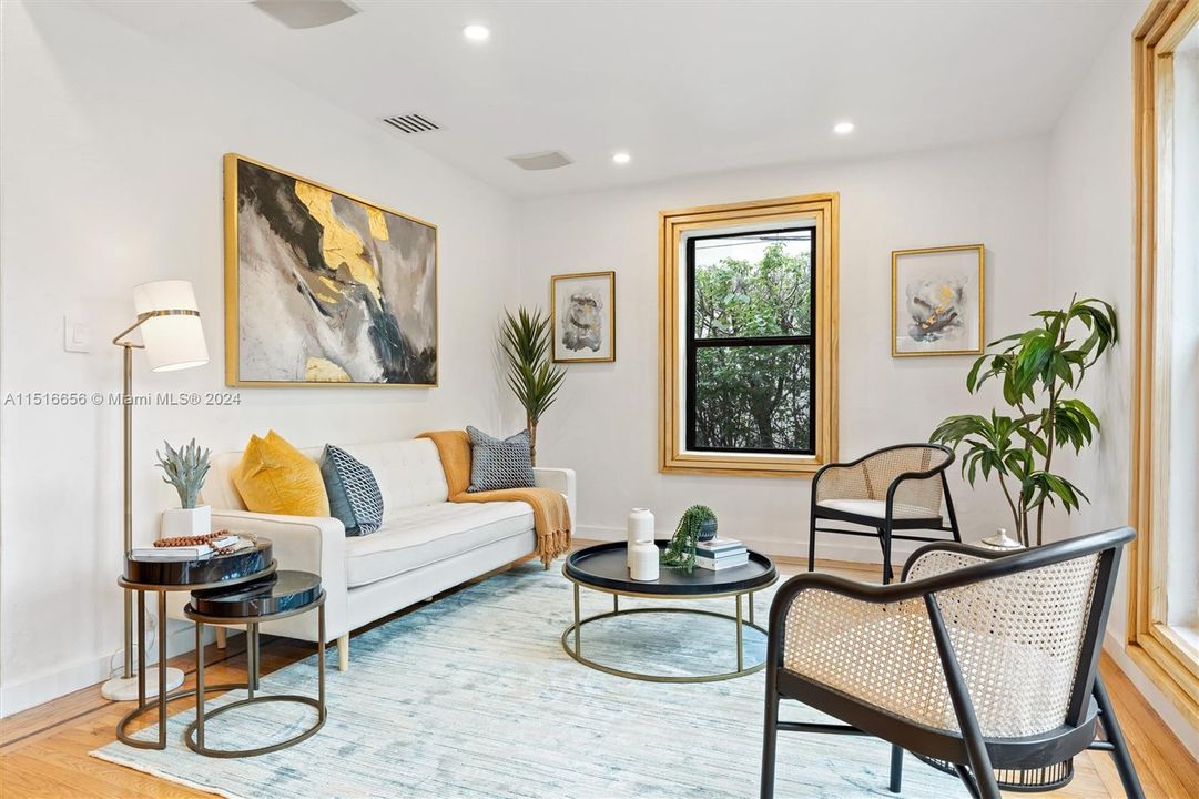 Active With Contract: $1,799,000 (3 beds, 2 baths, 1446 Square Feet)