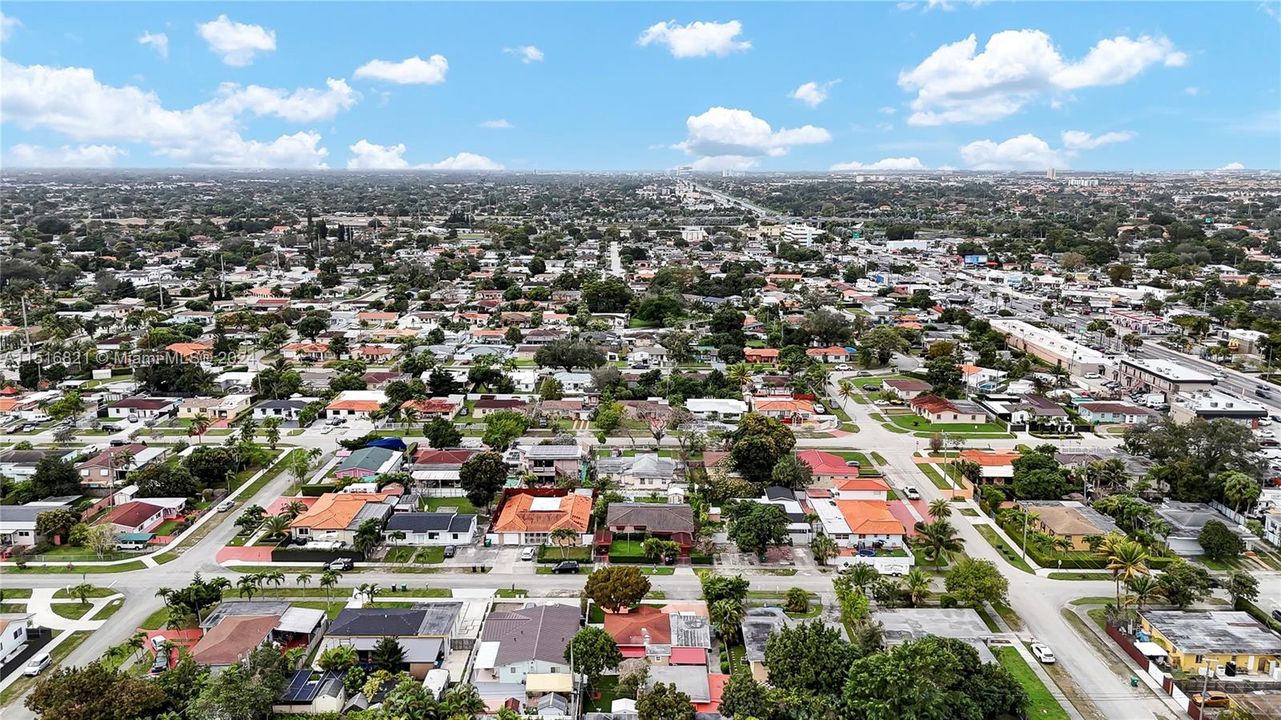 Recently Rented: $3,200 (3 beds, 2 baths, 1722 Square Feet)