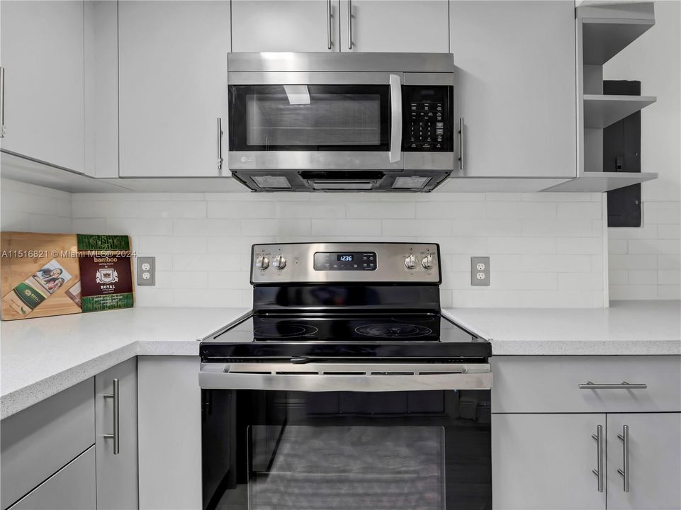 Recently Rented: $3,200 (3 beds, 2 baths, 1722 Square Feet)