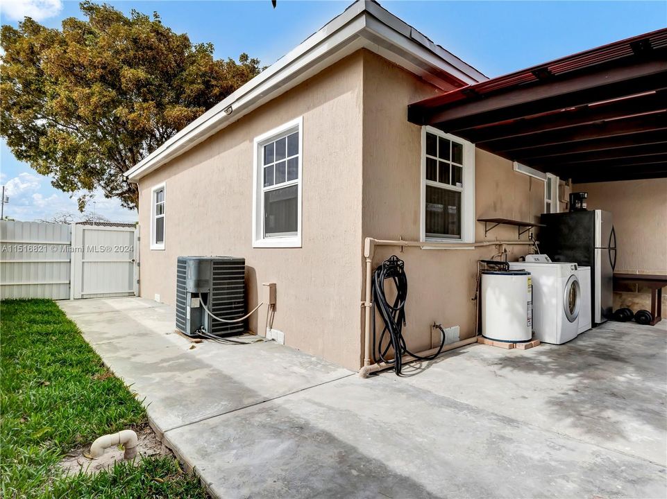 Recently Rented: $3,200 (3 beds, 2 baths, 1722 Square Feet)