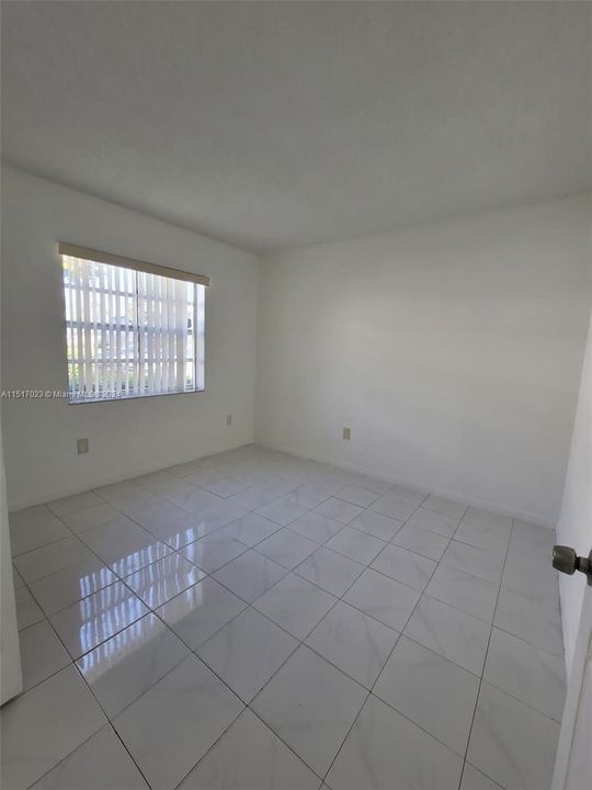 Recently Rented: $2,250 (3 beds, 2 baths, 1064 Square Feet)