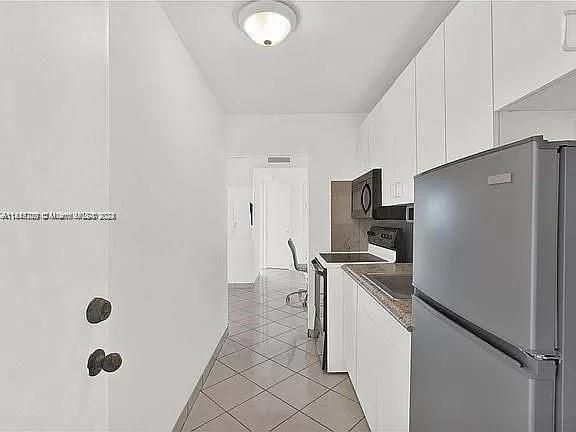 For Sale: $259,500 (1 beds, 1 baths, 653 Square Feet)