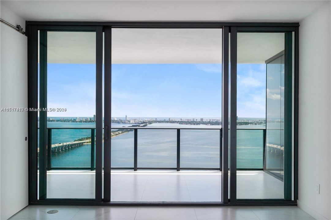 Recientemente alquilado: $8,500 (3 camas, 3 baños, 1526 Pies cuadrados)