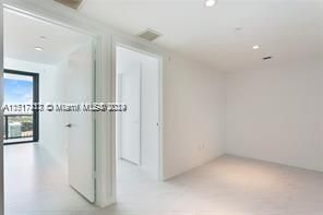 Recientemente alquilado: $8,500 (3 camas, 3 baños, 1526 Pies cuadrados)