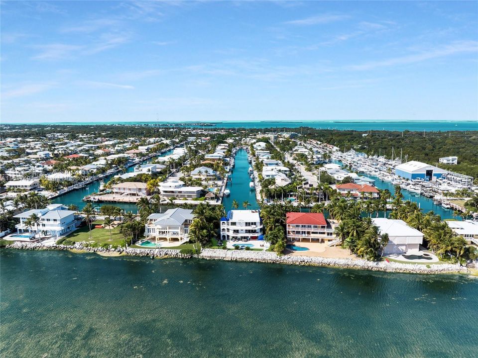 Recently Sold: $5,800,000 (3 beds, 4 baths, 2960 Square Feet)