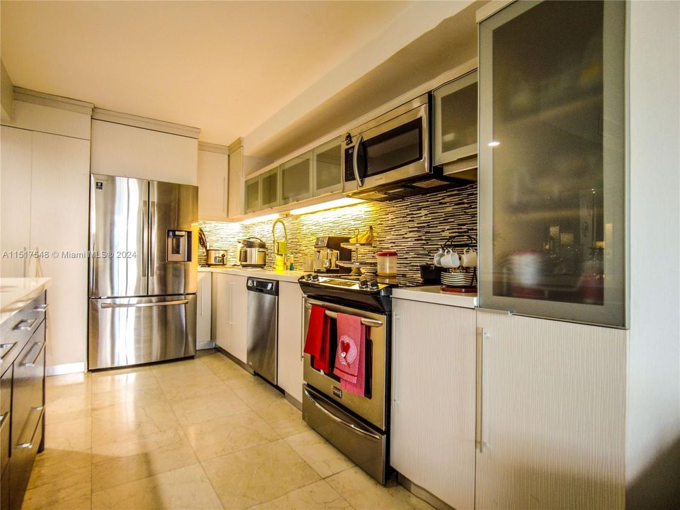 En Venta: $549,000 (1 camas, 1 baños, 1064 Pies cuadrados)