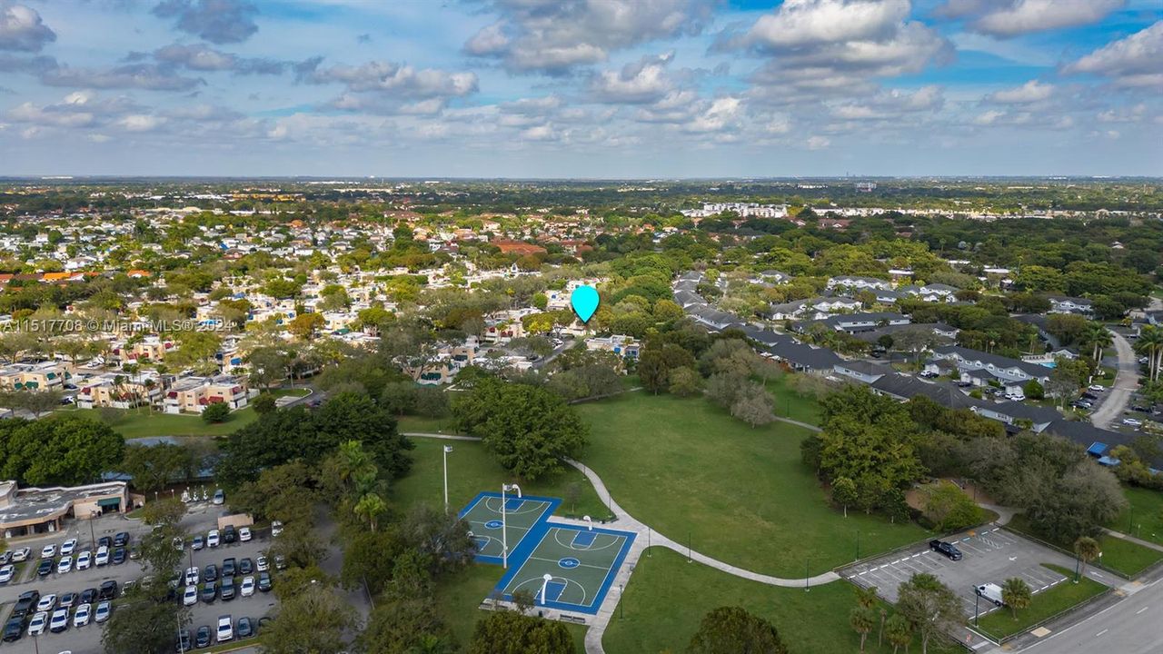 Recently Sold: $449,000 (2 beds, 2 baths, 1592 Square Feet)