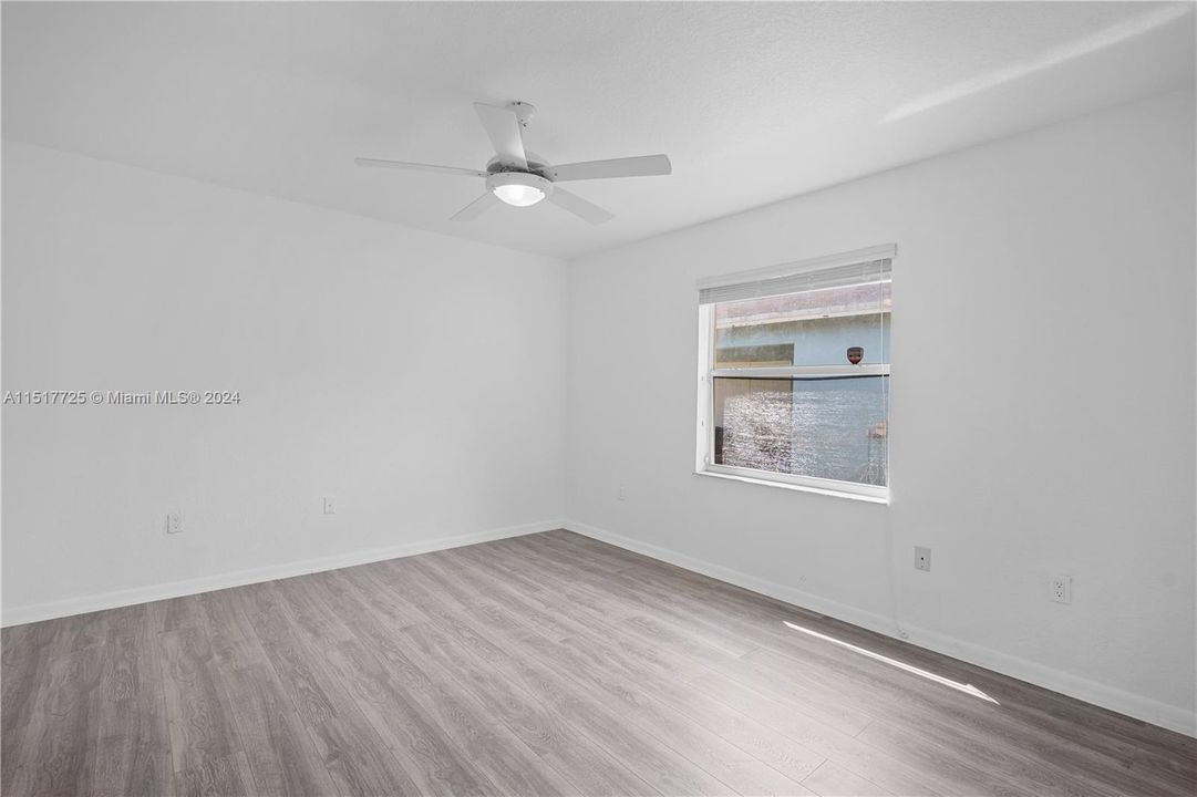 Recently Rented: $3,200 (3 beds, 2 baths, 1276 Square Feet)