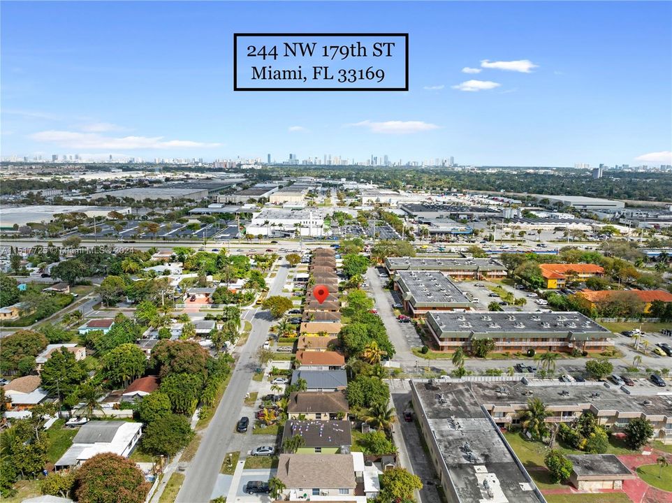 Recently Rented: $3,200 (3 beds, 2 baths, 1276 Square Feet)